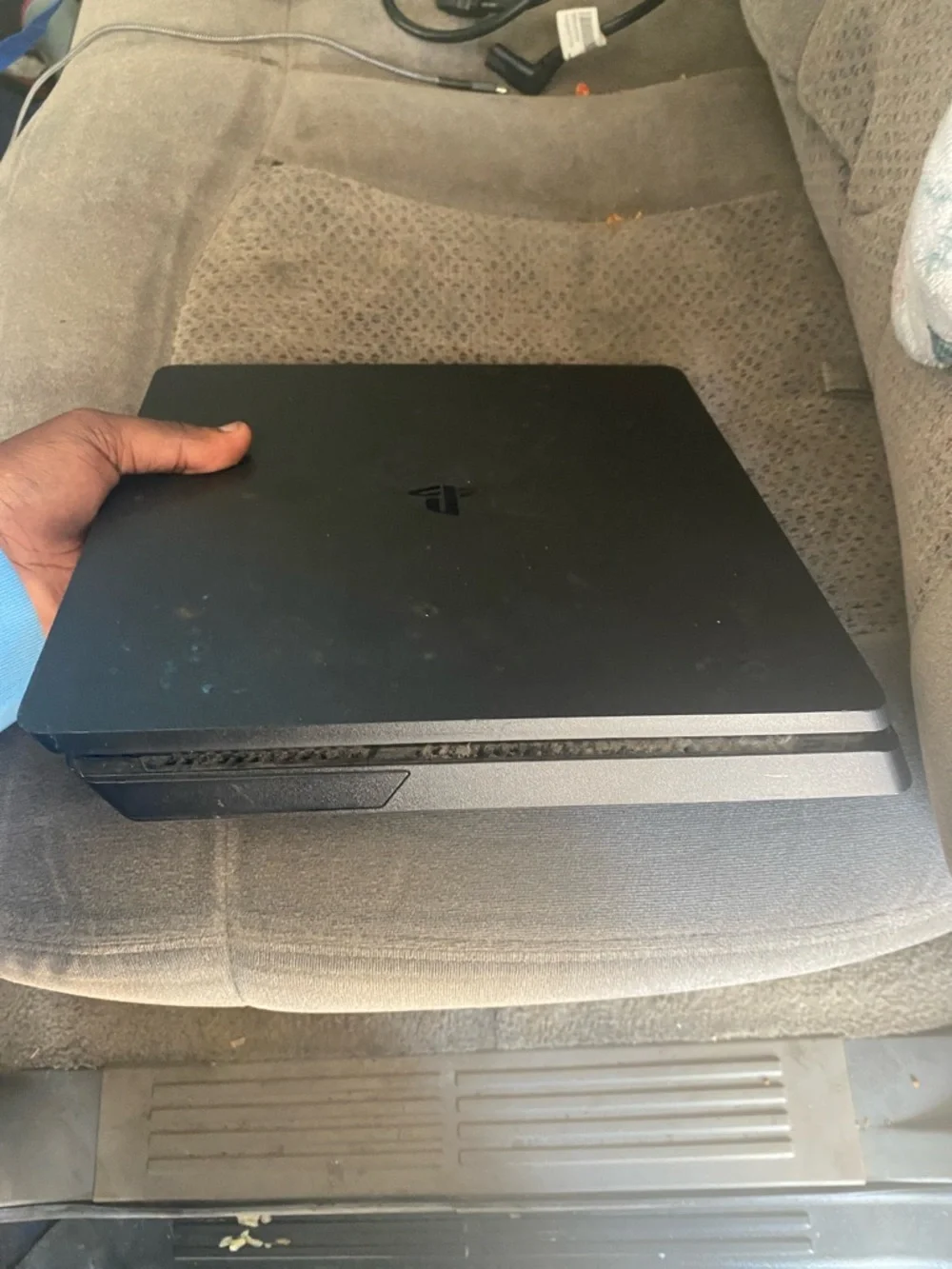 Sony PS4 Slim Console in Black